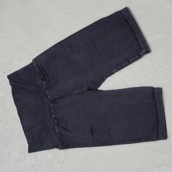 FP Movement Good Karma High Waisted Bike Shorts Black X-Small/Small - Picture 3 of 16